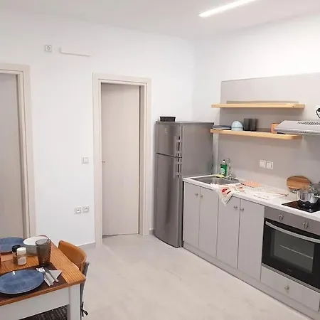 Bright Town House Apartment